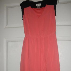 Casual Dress Size S Color coral